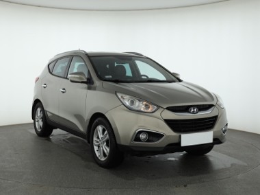 Hyundai ix35 , Salon Polska, Skóra, Klimatronic, Tempomat, Parktronic,-1