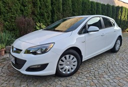 Opel Astra J Selection 1.6