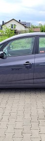 Oszczędny i przestronny samochodzik-4