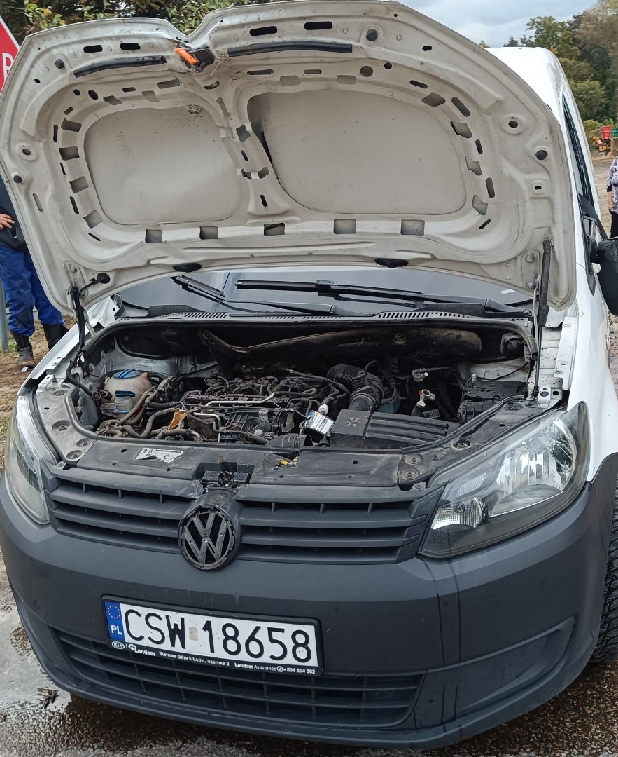 Volkswagen Caddy III 2014 sprzedam w całości lub na części