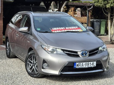 Toyota Auris II-1