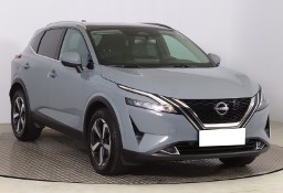 Nissan Qashqai III , 1. Właściciel, Serwis ASO, Automat, VAT 23%, Skóra, Navi,
