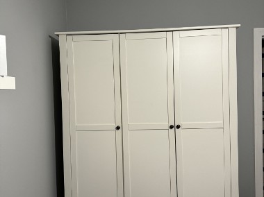 Szafa NORDBY 150x200 3 drzwi 3 szuflady biała-1