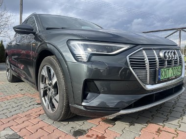 Audi e-tron Premium plus-1