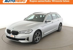 BMW SERIA 5 VII (F90) FV23 xDrive Luxury Navi Virtual Grzana Skóra Harman/Kardon Kamera LE