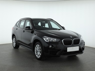 BMW X1 F48 , Salon Polska, Serwis ASO, Automat, Navi, Klima, Parktronic,-1