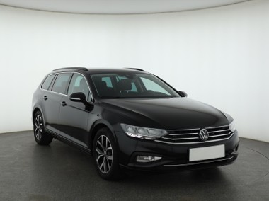 Volkswagen Passat B8 , Salon Polska, 1. Właściciel, Automat, VAT 23%, Navi,-1