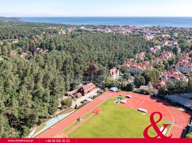 Lokal pod gastronomie/Stadion Leśny/ Sopot/-1