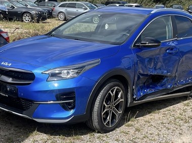 1.6 Hybryda Plug-In 141 koni, uszkodzony-1