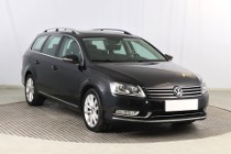 Volkswagen Passat B7 , Serwis ASO, 177 KM, Skóra, Navi, Xenon, Bi-Xenon,