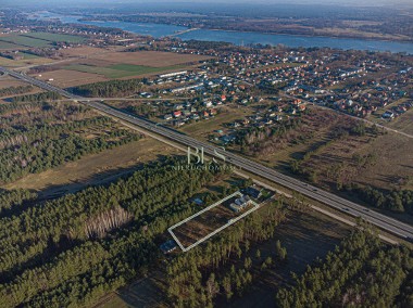 <p>z pozwoleniem na budowę</p>-1