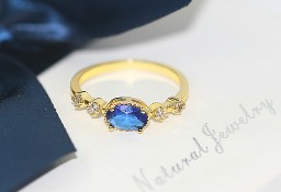 Nowy pierścionek drobny złoty kolor niebieska cyrkonia retro