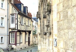 Dom Bourges