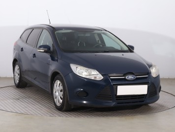 Ford Focus III , Salon Polska, Klima, Podgrzewane siedzienia