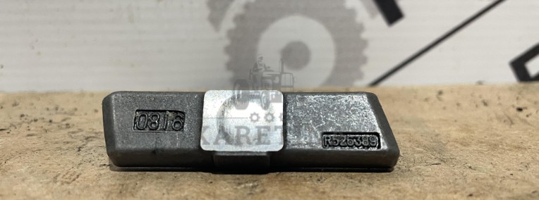 John Deere 6068 - mostek zaworu głowicy R526389-1