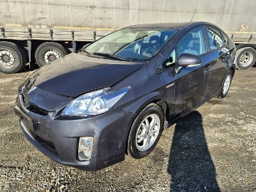 Toyota Prius III 1,8 Hybryda 136KM