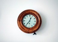 stary przedwojenny zegar werk po remoncie pełna kompletna skrzynia
