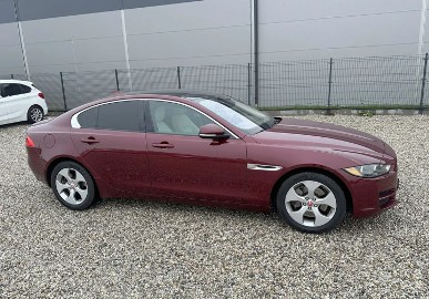 Jaguar XE I