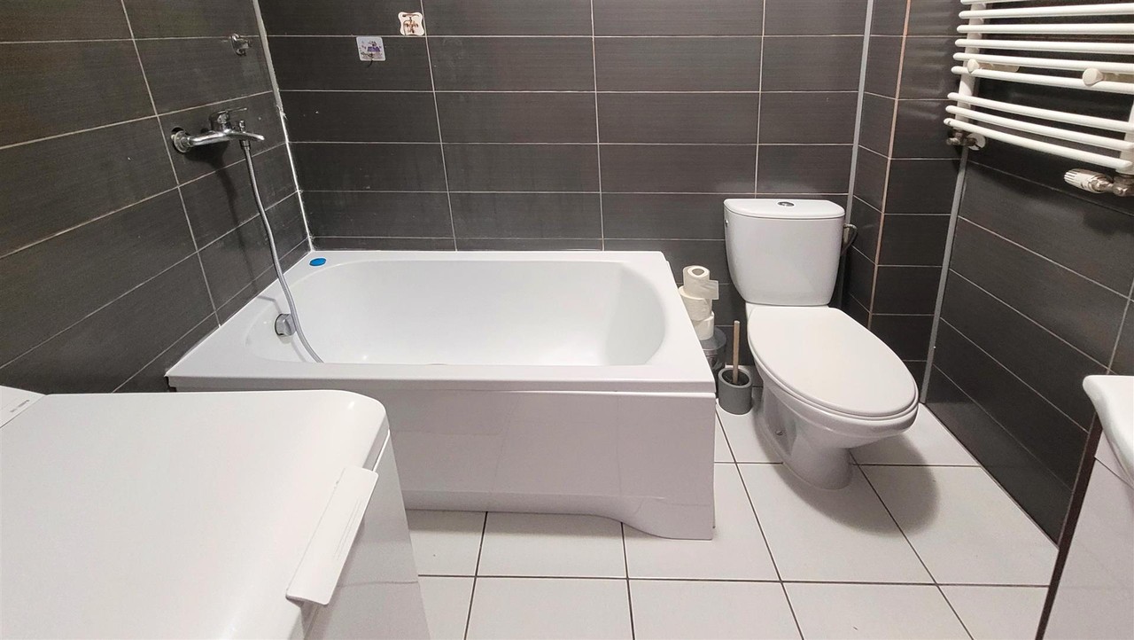 2 pokoje, balkon, niskie opłaty, dostępne od ręki! - Widok 6