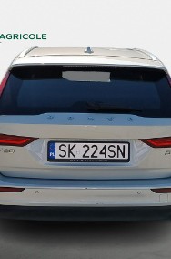 Volvo V60 II D3 Momentum Pro aut Kombi. SK224SN-2