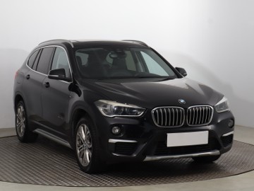 BMW X1 F48 , Skóra, Navi, Klimatronic, Tempomat, Parktronic,