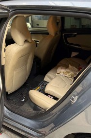 Volvo V60 I-3