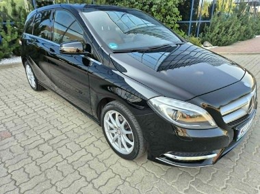 Mercedes-Benz Klasa B W246 brązowe skóry/ Harman Kardon/el. + pamięć foteli/ SERWIS-1