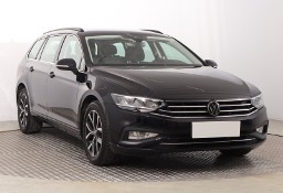 Volkswagen Passat B8 , Salon Polska, 1. Właściciel, Automat, VAT 23%, Klimatronic,