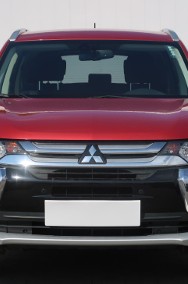 Mitsubishi Outlander III , Salon Polska, Serwis ASO, Automat, 7 miejsc, Navi, Xenon,-2