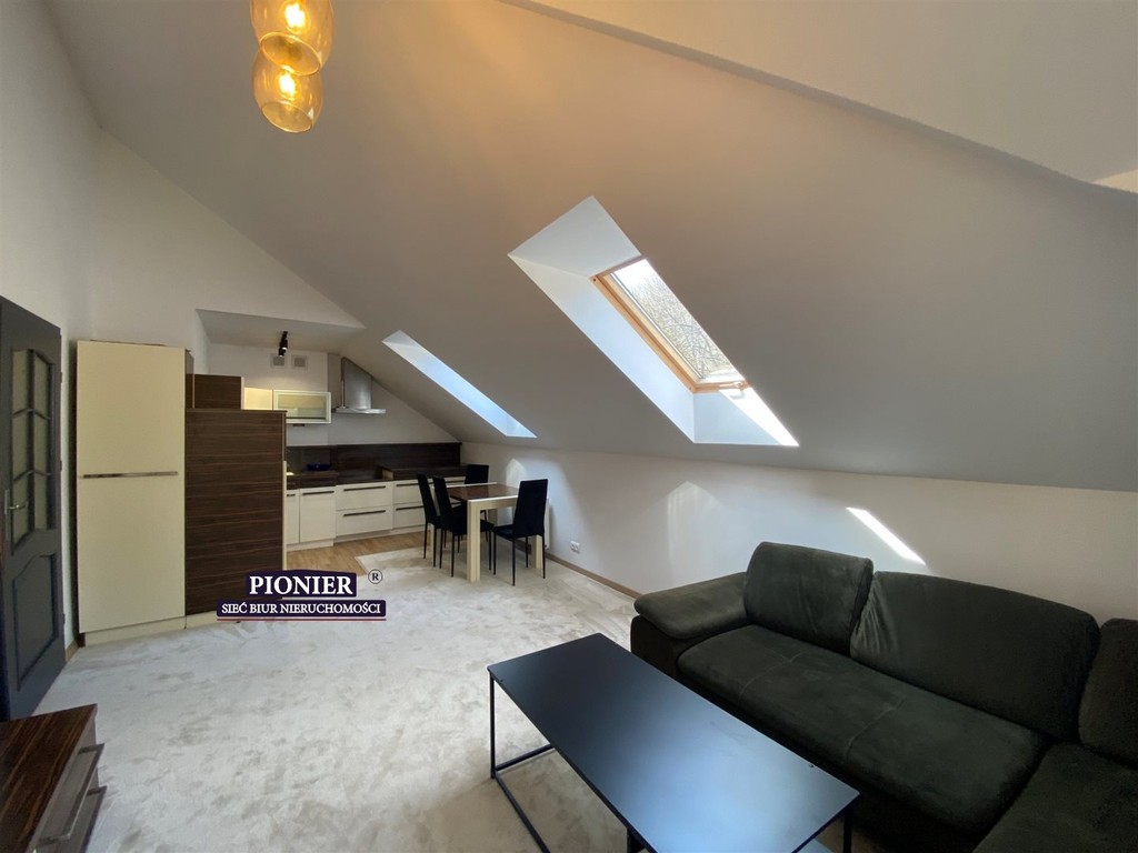 APARTAMENT Z PIĘKNYMI WIDOKAMI!