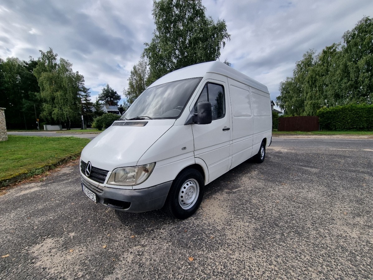 Mercedes-Benz Sprinter Niezawodny zdrowy podwyższany srednia zabudowa