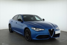 Alfa Romeo Giulia , Salon Polska, Serwis ASO, Automat, VAT 23%, Skóra, Xenon,