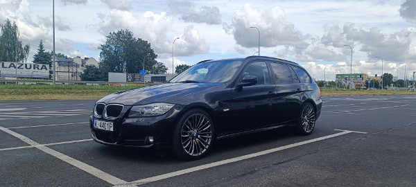 BMW E91 320d 184hp 2010 rok automat EURO 5 DPF