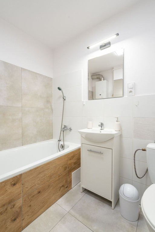 KAWALERKA 32 m² Z ODDZIELNĄ KUCHNIĄ - Widok 6