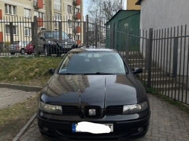 Auto w pełni sprawne. Badania techniczne do marca 2027.  -1