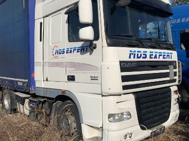 Syndyk sprzeda ciągnik samochodowy DAF 105 XF 105 460T LOW DECK-1