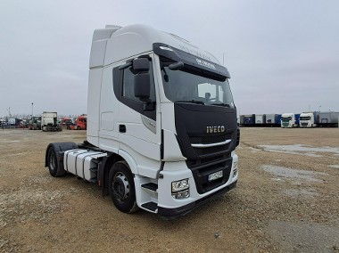 Iveco stralis-1