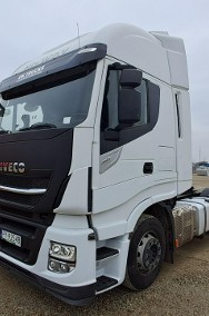 Iveco stralis-2