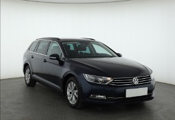 Volkswagen Passat B8 , VAT 23%, Navi, Klimatronic, Tempomat, Parktronic,