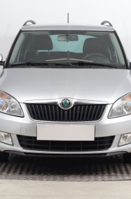 Skoda Fabia II , Klimatronic, Tempomat, Parktronic, Podgrzewane siedzienia,-2