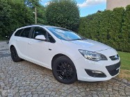 Opel Astra J Sport Tourer Edition -pakiet zima- biksenon