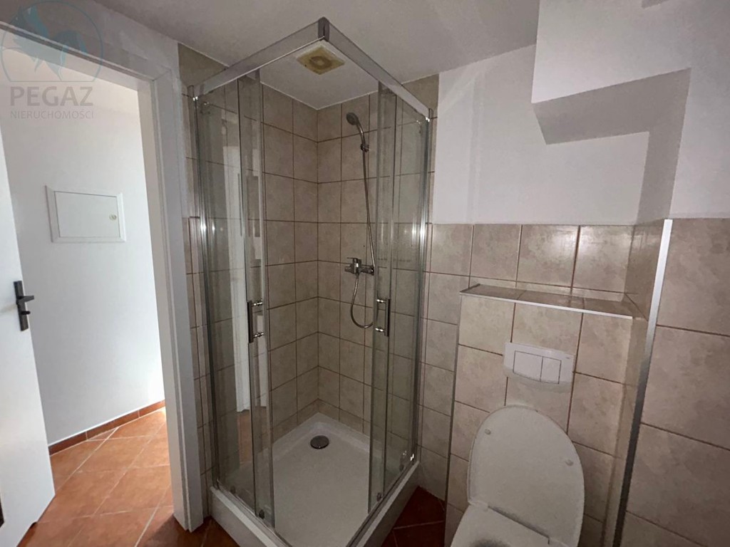 Po remoncie, 1 pokój nieumeblowane. - Widok 5