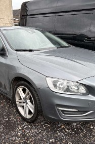Volvo V60 I-2