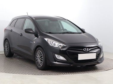 Hyundai i30 II , Klima, Tempomat, Parktronic, Podgrzewane siedzienia-1