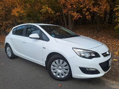 Opel Astra J Selection 1.6-1