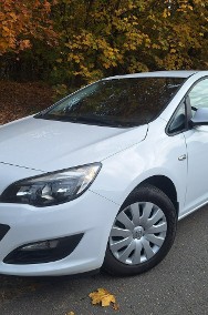 Opel Astra J Selection 1.6-2