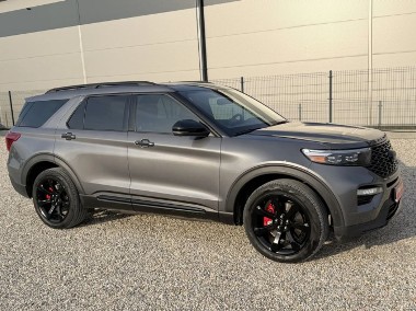 Ford Explorer-1