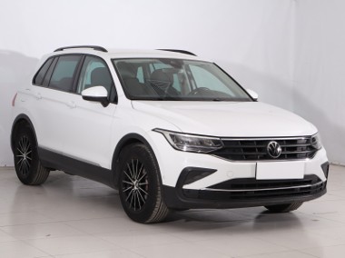 Volkswagen Tiguan , Salon Polska, 1. Właściciel, Serwis ASO, Klimatronic,-1