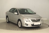 Toyota Corolla IX , Salon Polska, Navi, Klimatronic, Tempomat, Parktronic,ALU