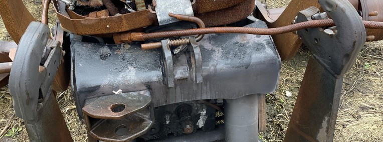 Valtra N142 - przedni TUZ-1